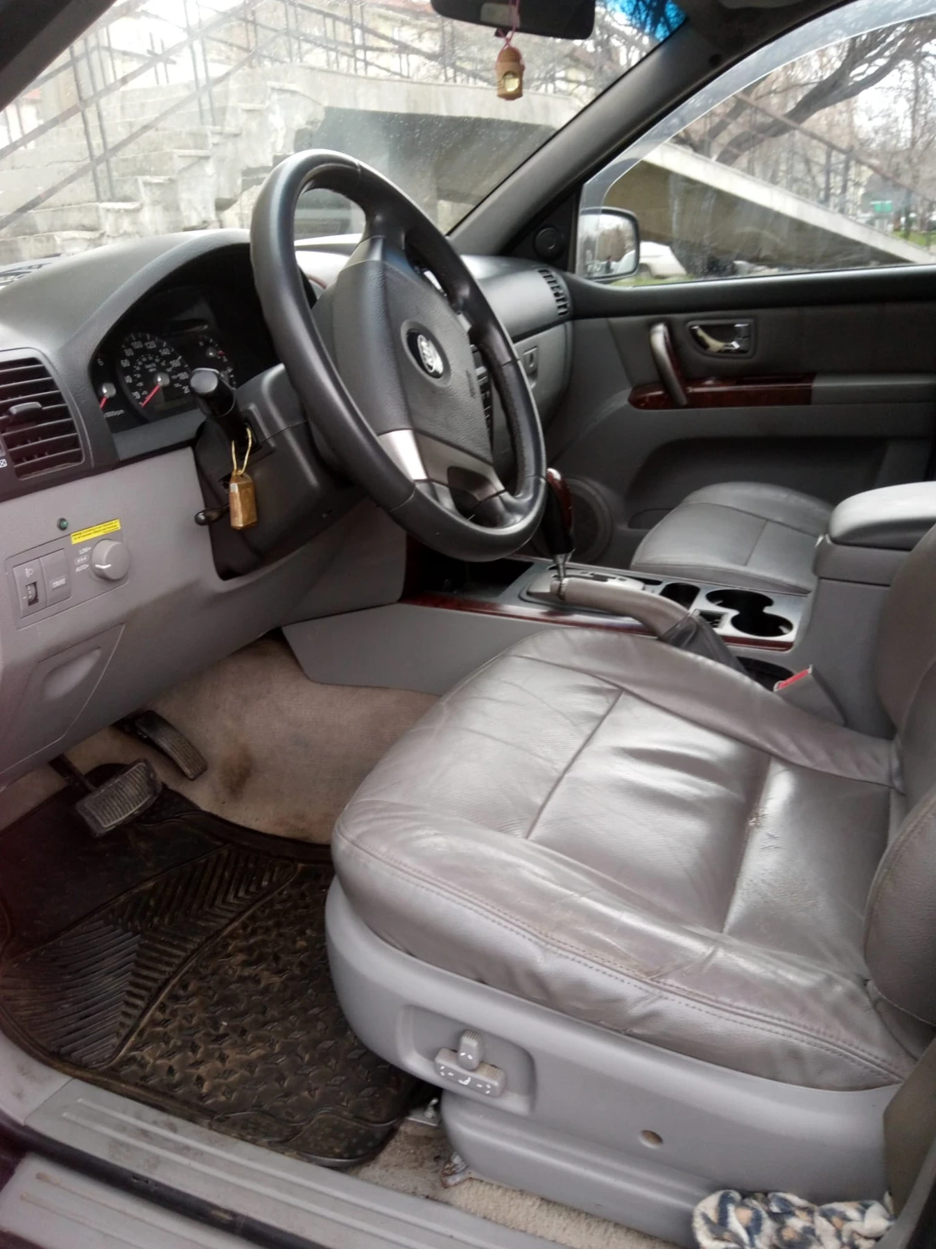 Kia Sorento, снимка 5 - Автомобили и джипове - 54257437