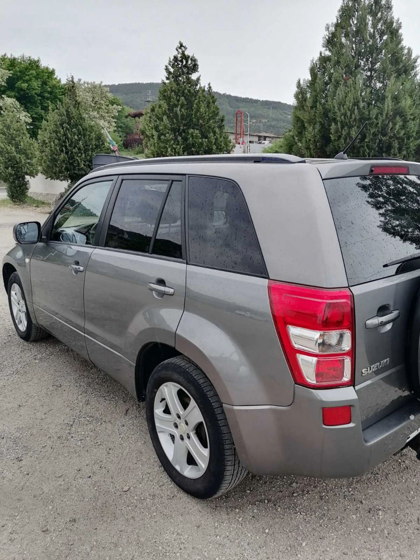 Suzuki Grand vitara 2.0 бензин/газ, снимка 2 - Автомобили и джипове - 54495447