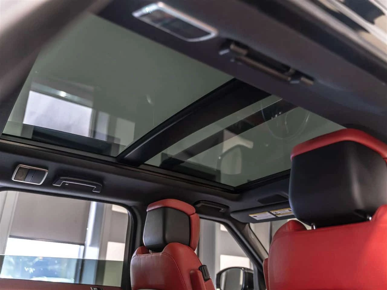 Land Rover Range Rover Sport Autobiography| P400e| Plug In Hybrid| , снимка 12 - Автомобили и джипове - 54831792