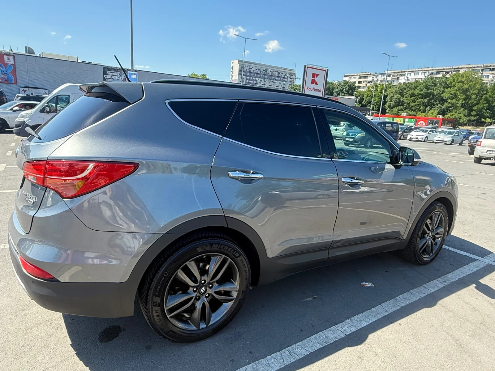 Hyundai Santa fe, снимка 3 - Автомобили и джипове - 55005993