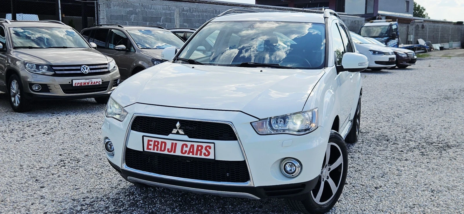 Mitsubishi Outlander 2.2DID* NAVI* XENON* KAMERA* ПОЛУКОЖА