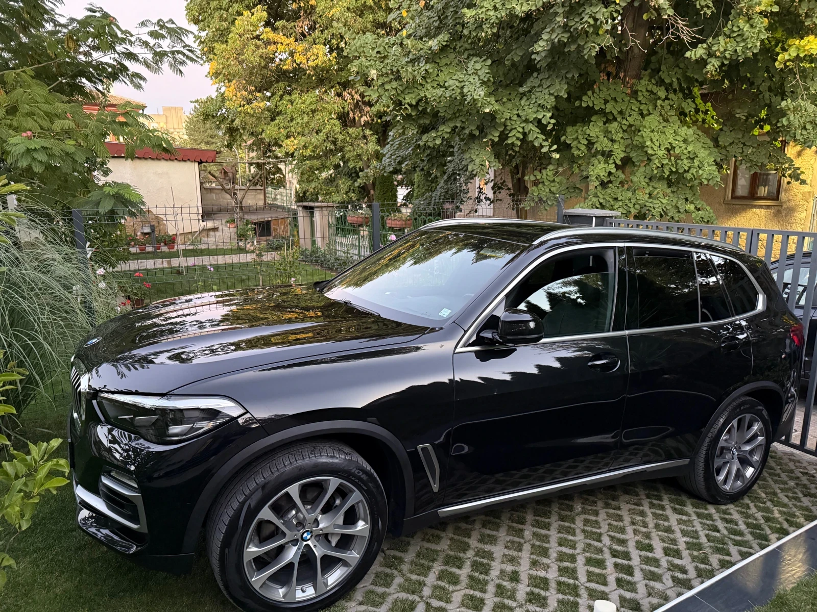 BMW X5 40i Xdrive , СЕРВИЗНА ИСТОРИЯ , ВАКУМ, снимка 2 - Автомобили и джипове - 55417077