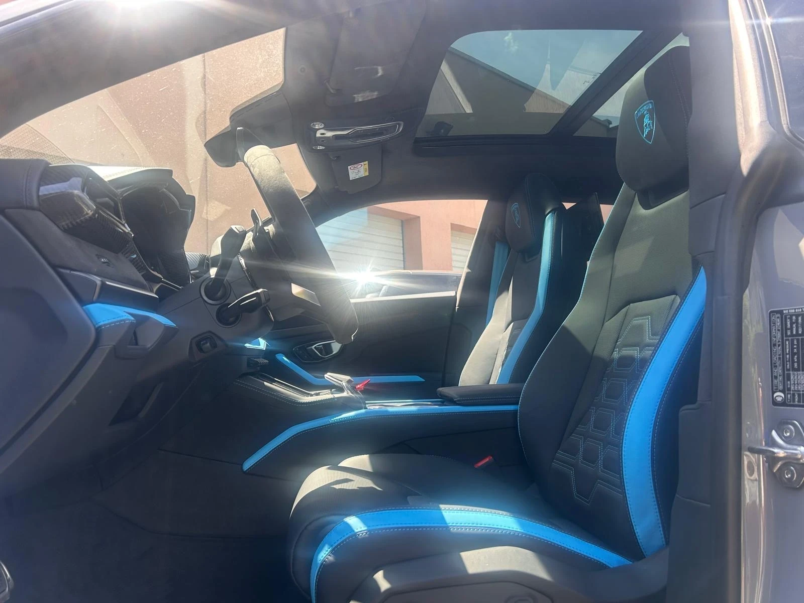 Lamborghini Urus, снимка 11 - Автомобили и джипове - 55474464