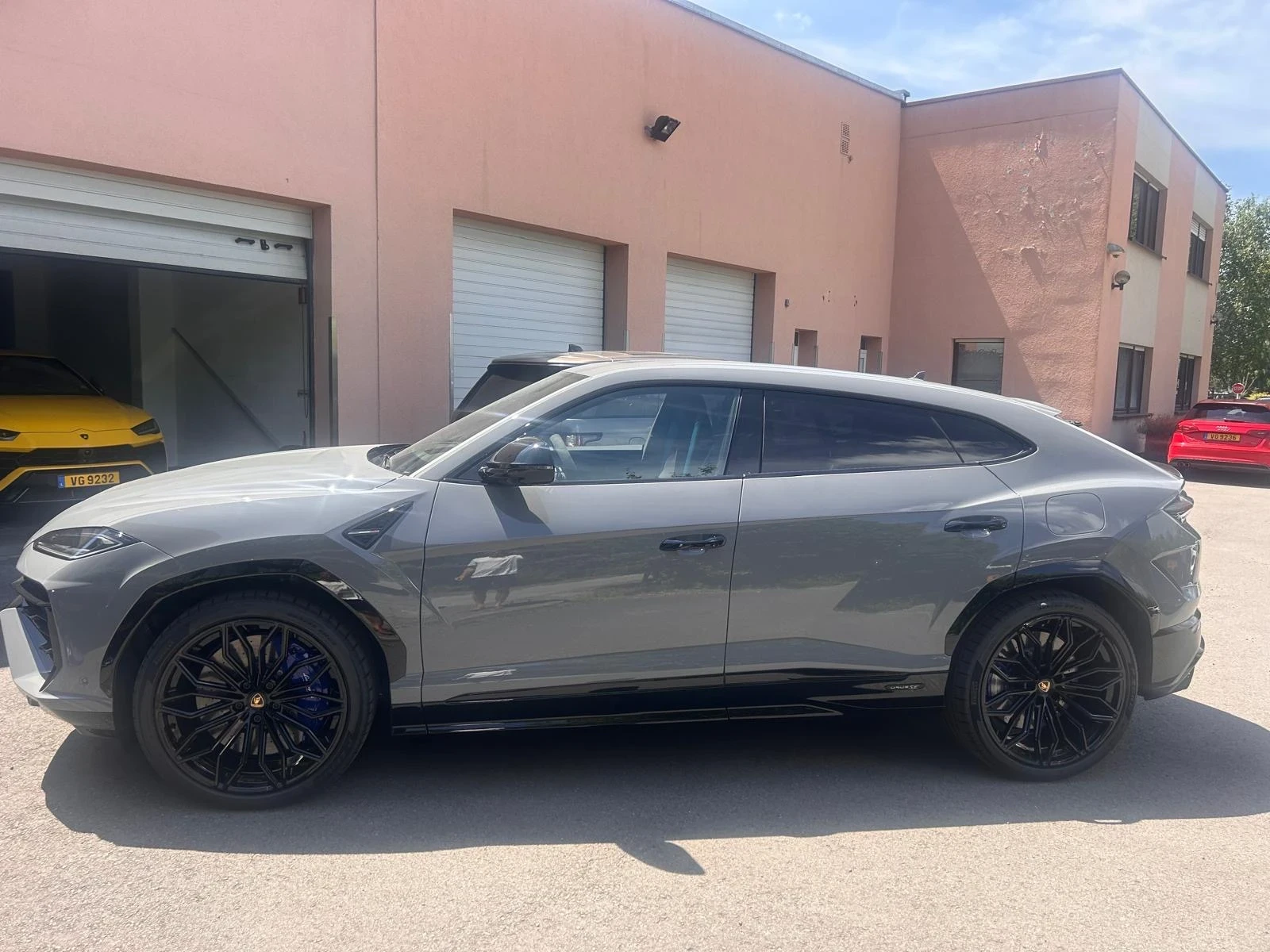 Lamborghini Urus, снимка 4 - Автомобили и джипове - 55474464