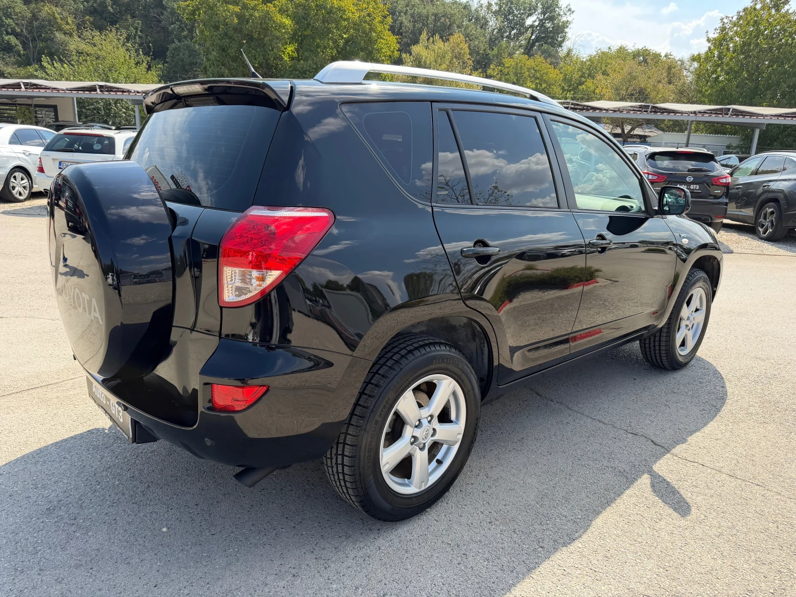 Toyota Rav4 2.2D4d 136к.с 6ск.  238000км., снимка 4 - Автомобили и джипове - 56162429