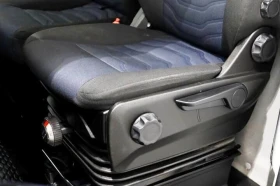 Обява за продажба на Iveco 35c18 3.0L* HI-MATIC* БОРД 1000кг* LED* 4.40m* КЛИМА ~58 900 лв. - изображение 7 | Auto.bg Обява за продажба на Iveco 35c18 3.0L* HI-MATIC* БОРД 1000кг* LED* 4.40m* КЛИМА ~58 900 лв. - изображение 7