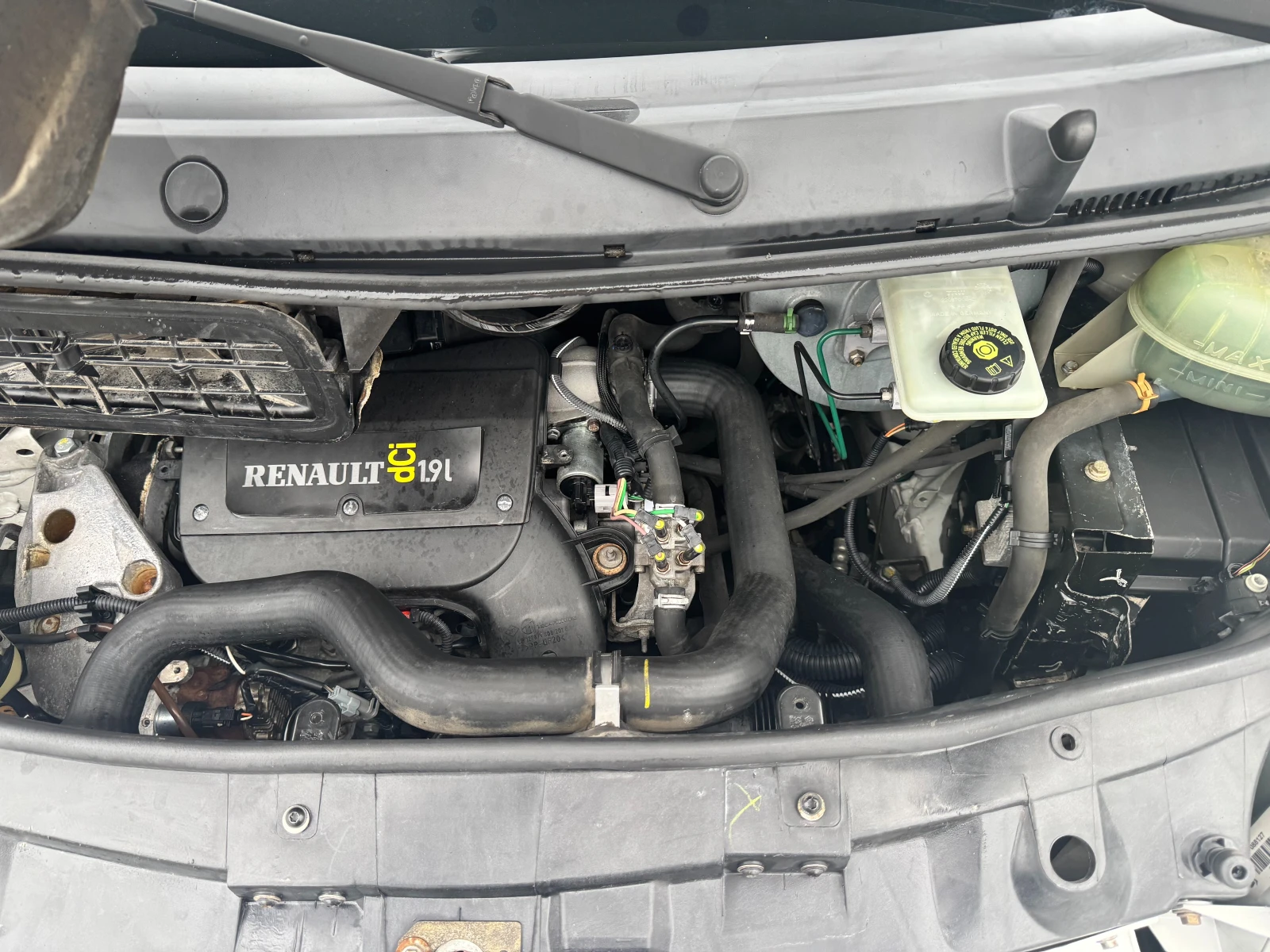 Renault Trafic 1.9 dci, снимка 9 - Бусове и автобуси - 53808226