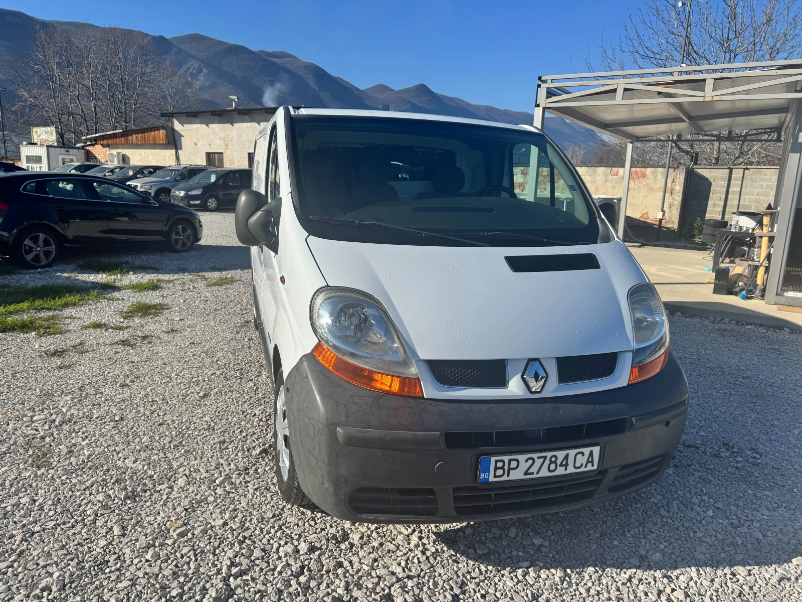 Renault Trafic 1.9 dci, снимка 2 - Бусове и автобуси - 53808226
