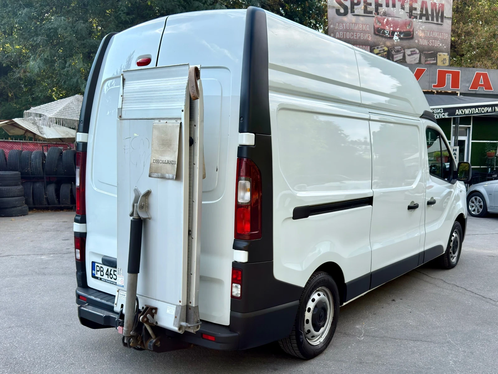 Renault Trafic ��� ��������, 2.0dci, �� 2.49�. 4 ���� ������ 190h | Mobile.bg � ����������� 4
