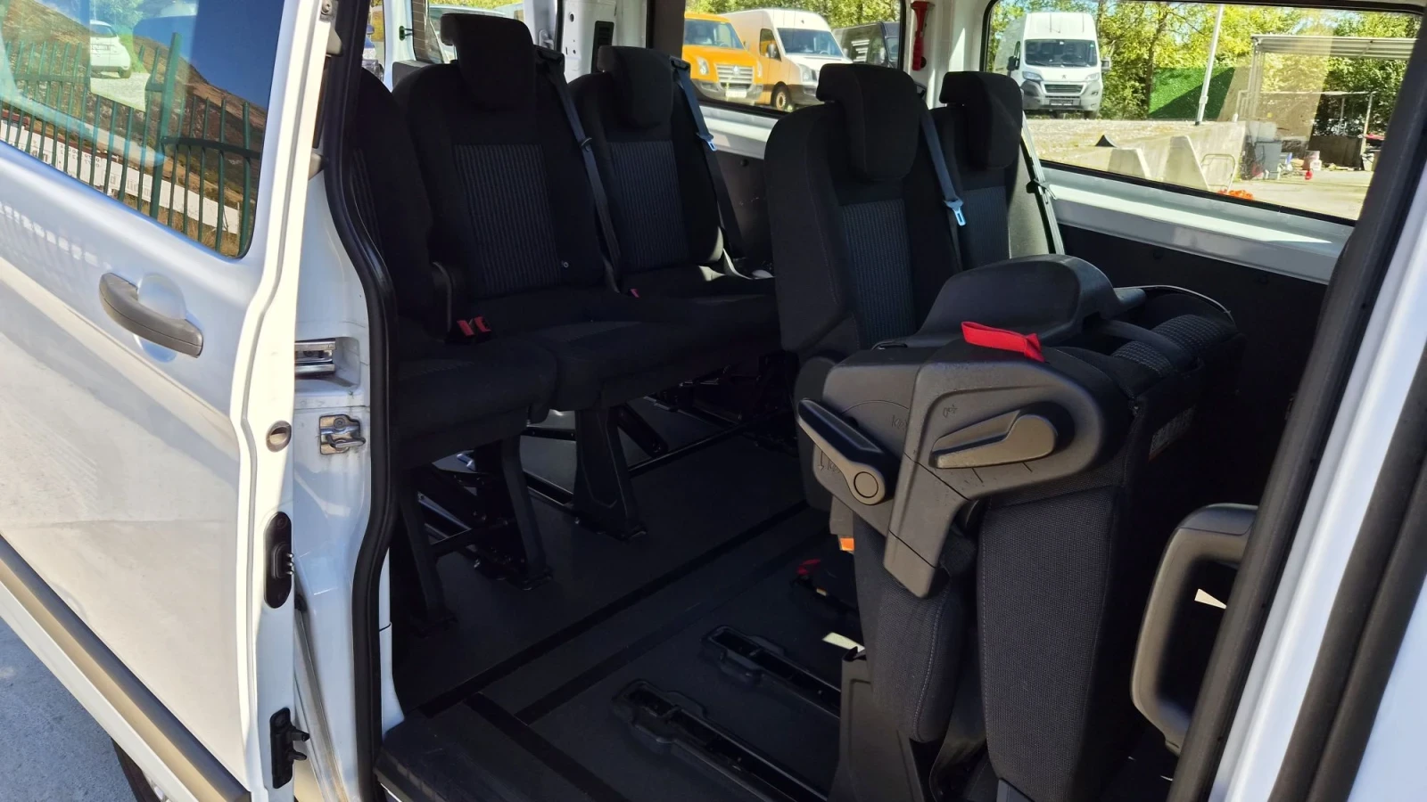 Ford Transit Custom 9места, снимка 7 - Бусове и автобуси - 56625044