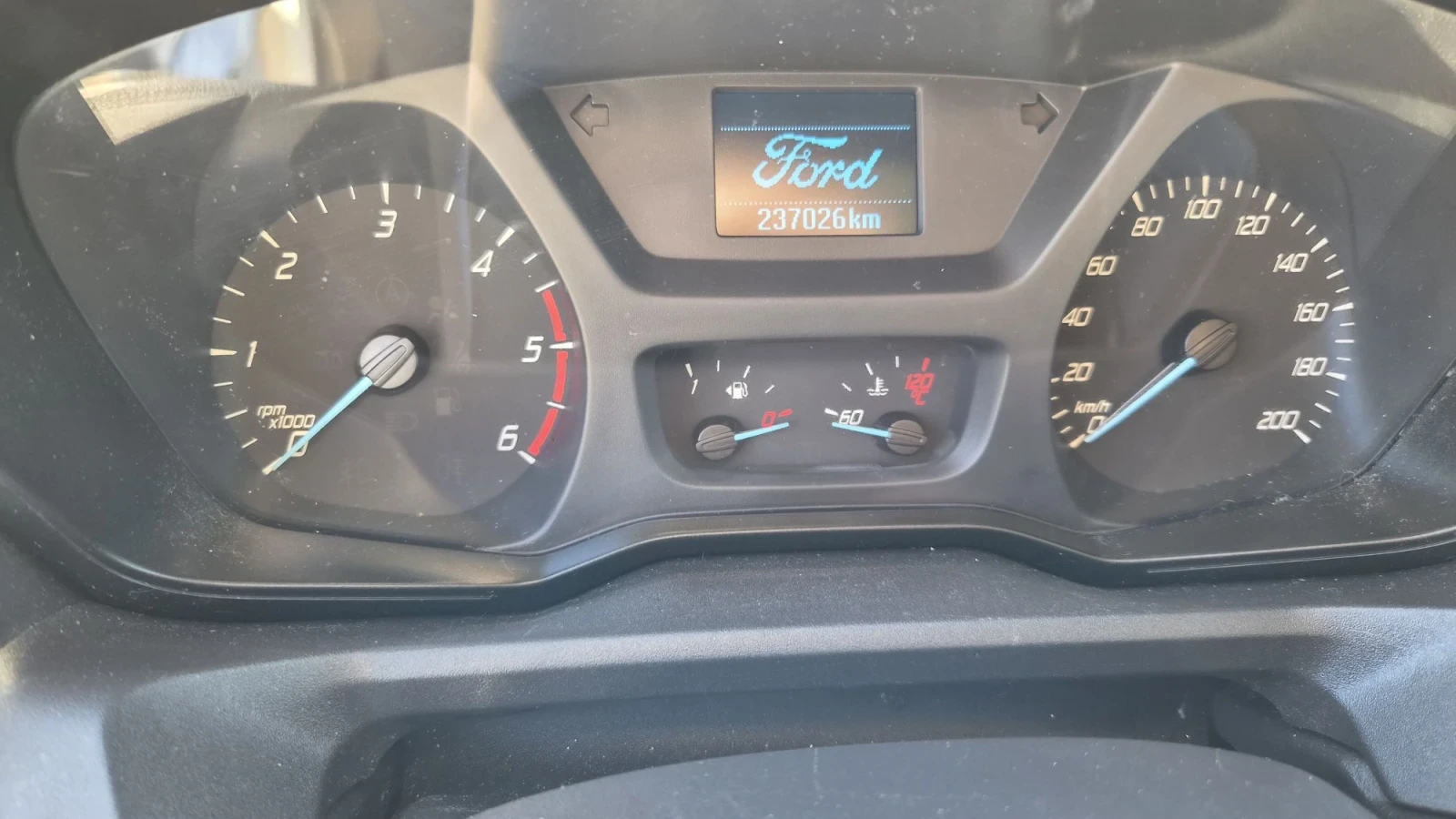 Ford Transit Custom 9места, снимка 14 - Бусове и автобуси - 56625044