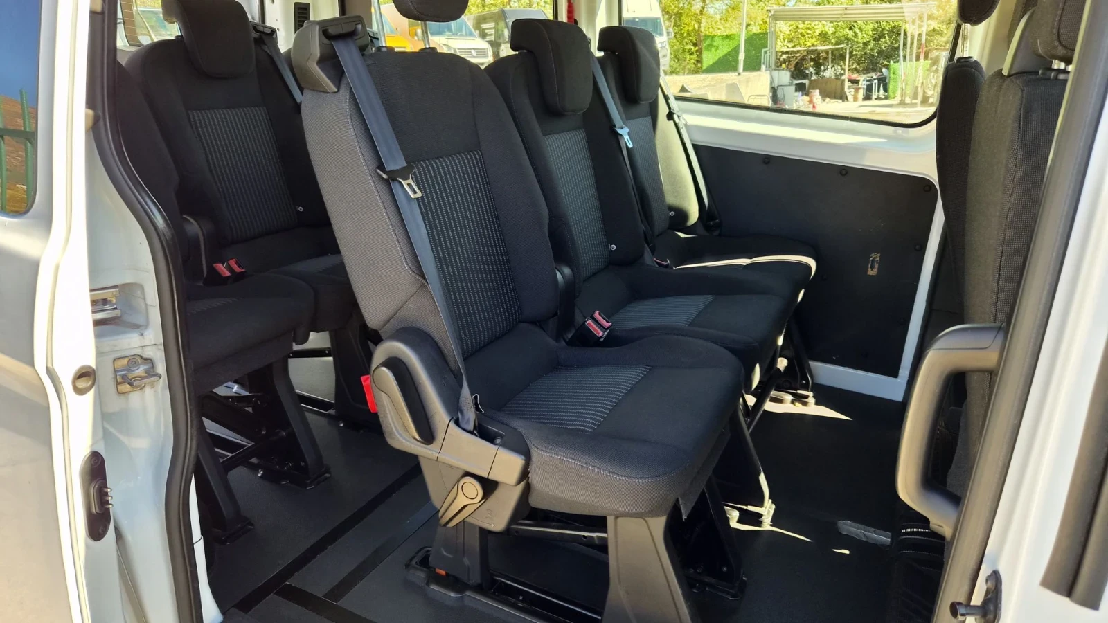 Ford Transit Custom 9места, снимка 9 - Бусове и автобуси - 56625044