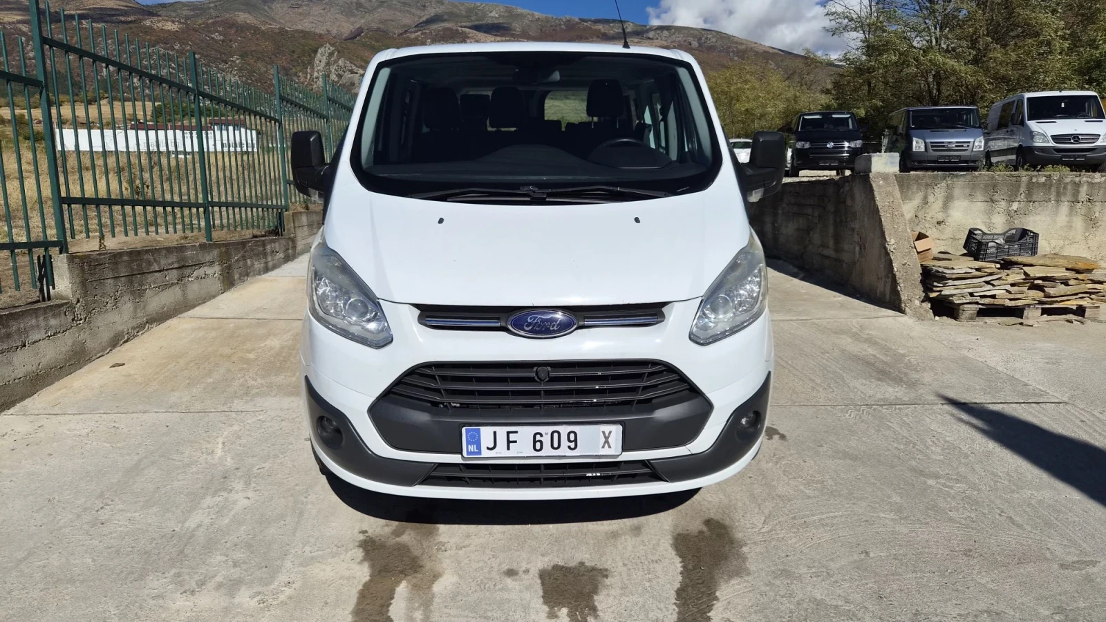 Ford Transit Custom 9места, снимка 2 - Бусове и автобуси - 56625044