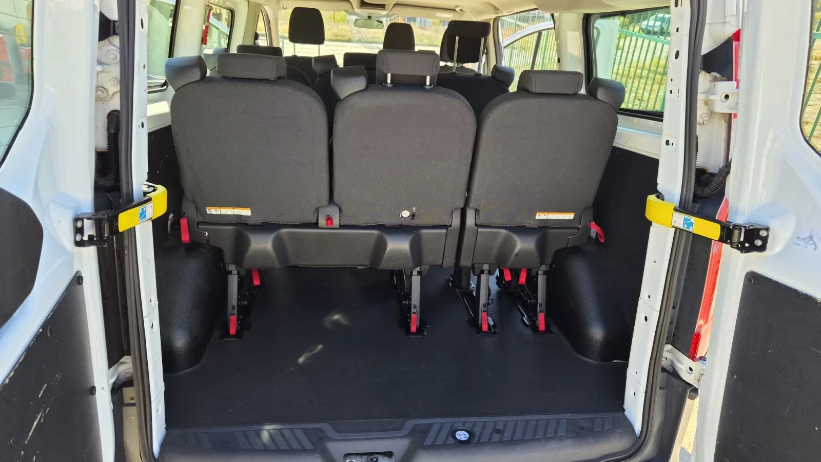 Ford Transit Custom 9места, снимка 8 - Бусове и автобуси - 56625044