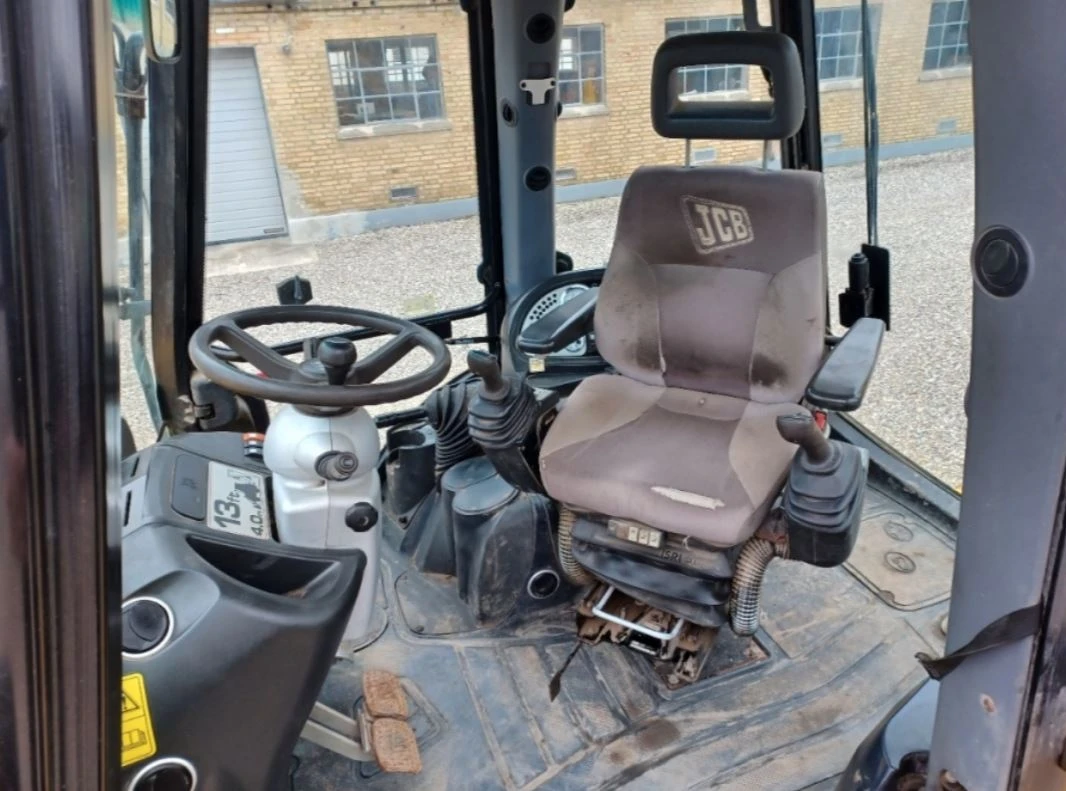 Багер JCB 4CX, снимка 15 - Индустриална техника - 55324448