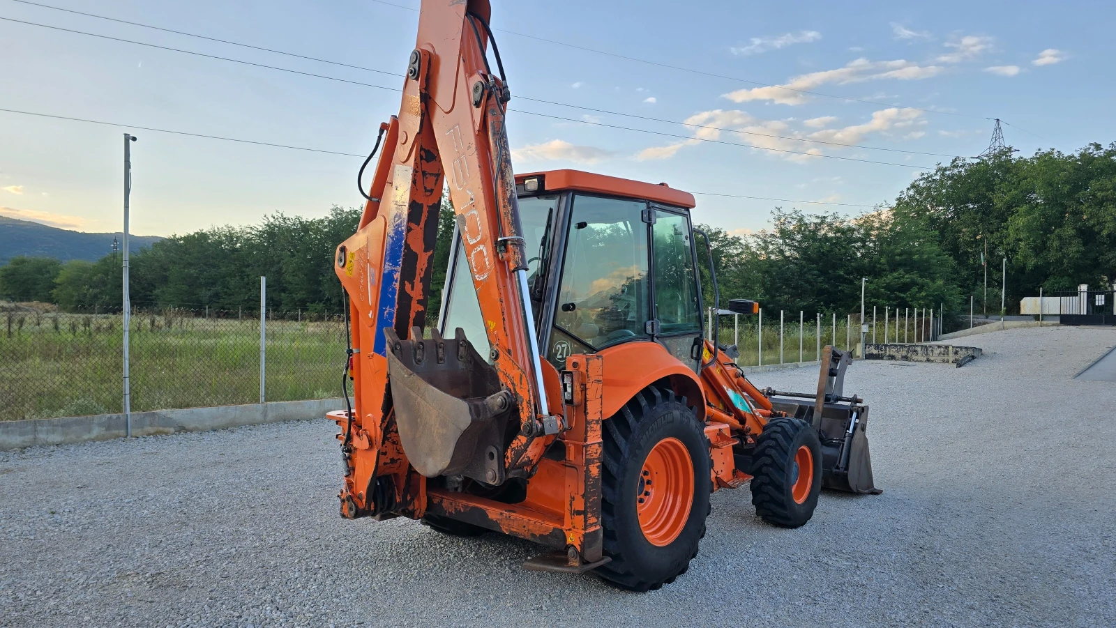 Багер New Holland FB100-Нов внос!, снимка 7 - Индустриална техника - 55422201