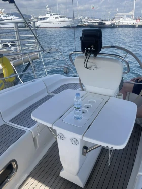 Ветроходна лодка Bavaria BAVARIA 37, снимка 11 - Воден транспорт - 47315895