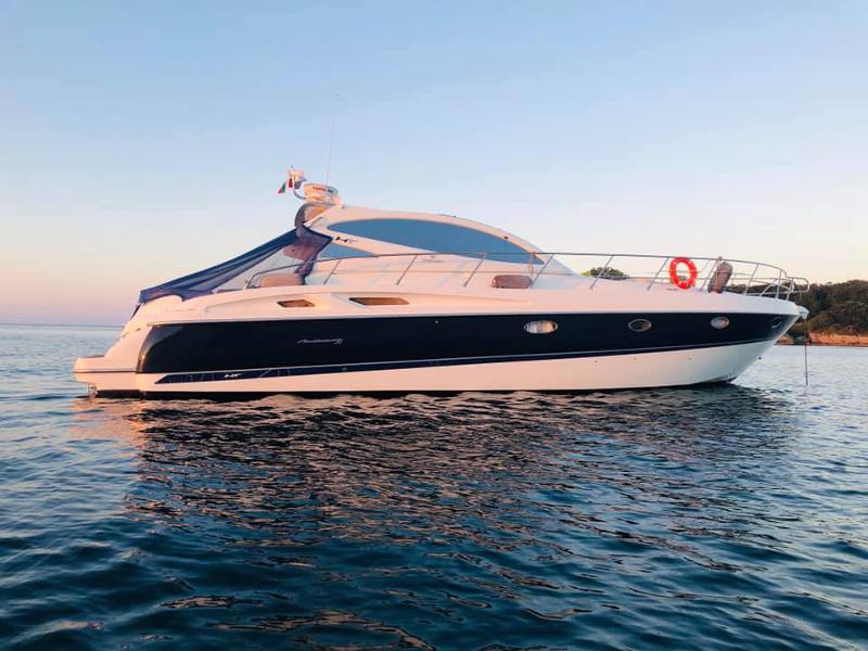 Моторна яхта Cranchi Mediteranee 50HT Цена с ДДС