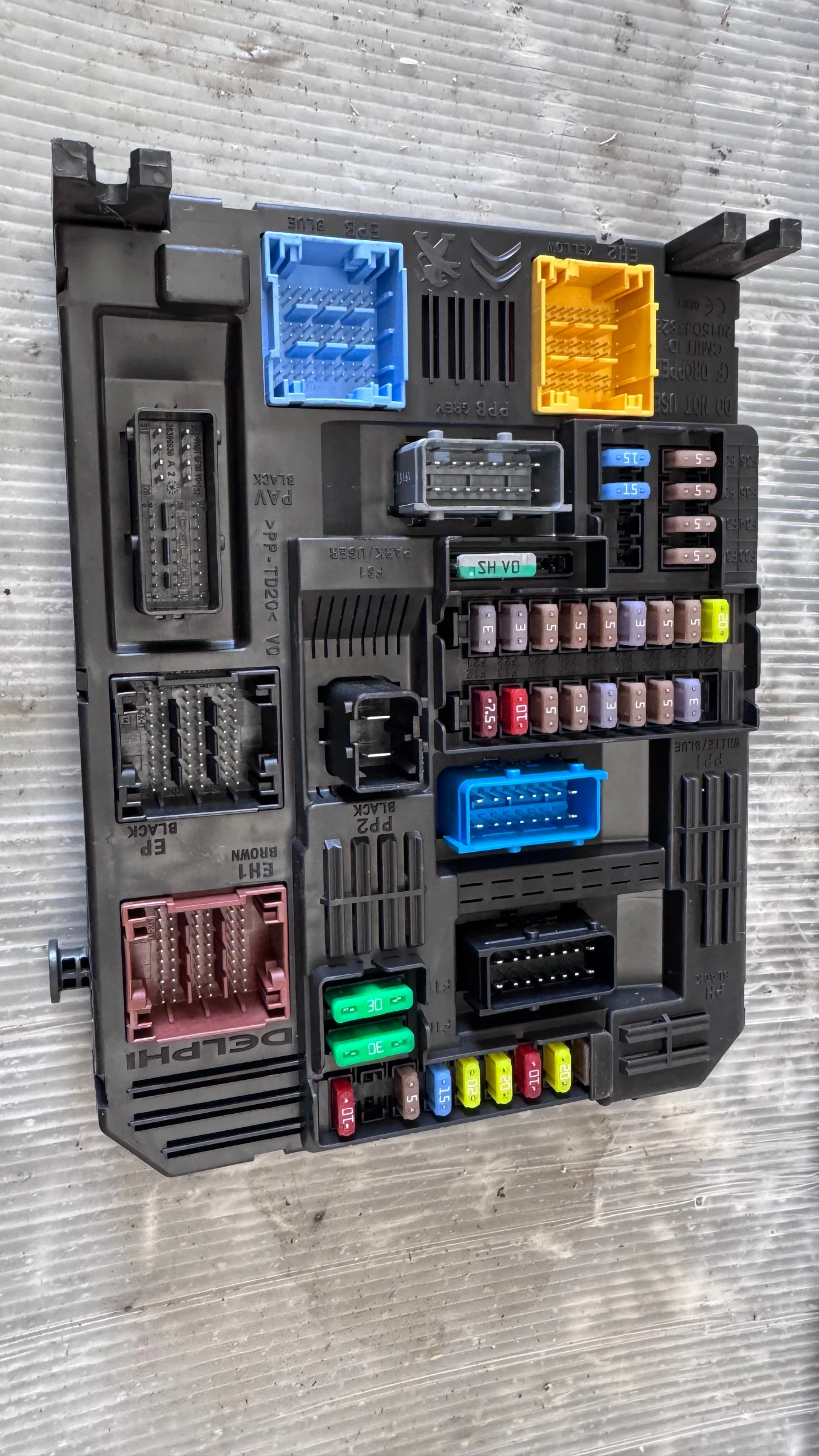 ��������� ����� (������� ����� BSI / BSM ) �� Citroen C3 - 3442040215  / 9832880280-00 | Mobile.bg � ����������� 1