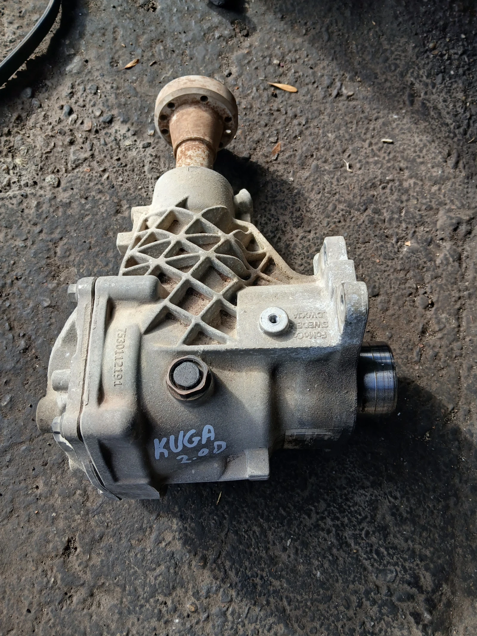 8V41.-7L486-AE раздатка Ford Kuga 2.0 дизел 