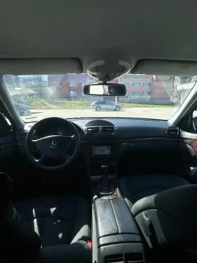 Mercedes-Benz E 200, снимка 4