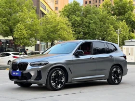 ������ BMW iX3