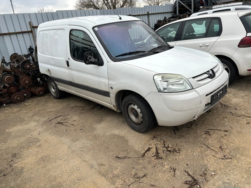 Peugeot Partner 2.0 HDI, снимка 2 - Автомобили и джипове - 44286952