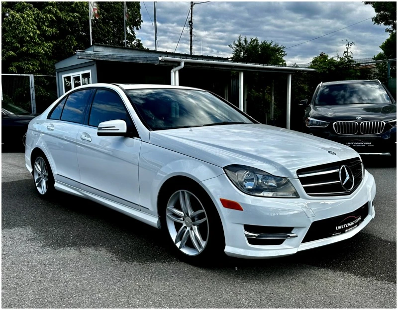 Mercedes-Benz C 300 * ПРОМО* 4matic, снимка 1 - Автомобили и джипове - 46836095