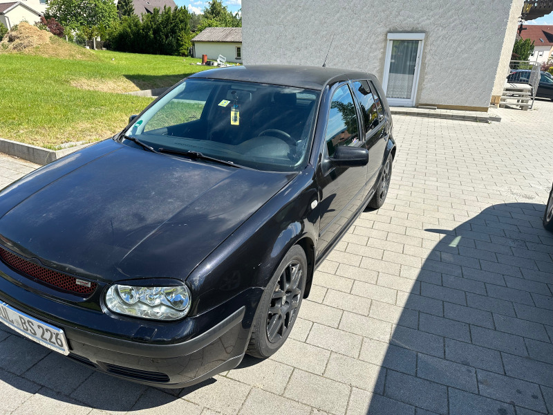 VW Golf Няма, снимка 2 - Автомобили и джипове - 45826240