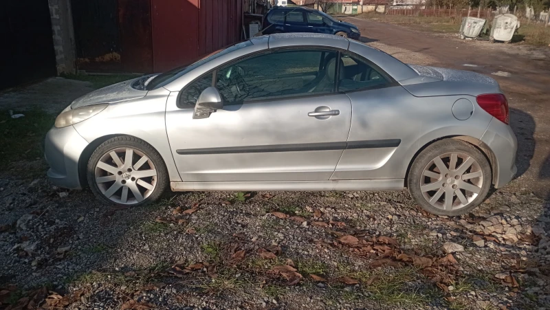 Peugeot 207 CC, снимка 3 - Автомобили и джипове - 48083727