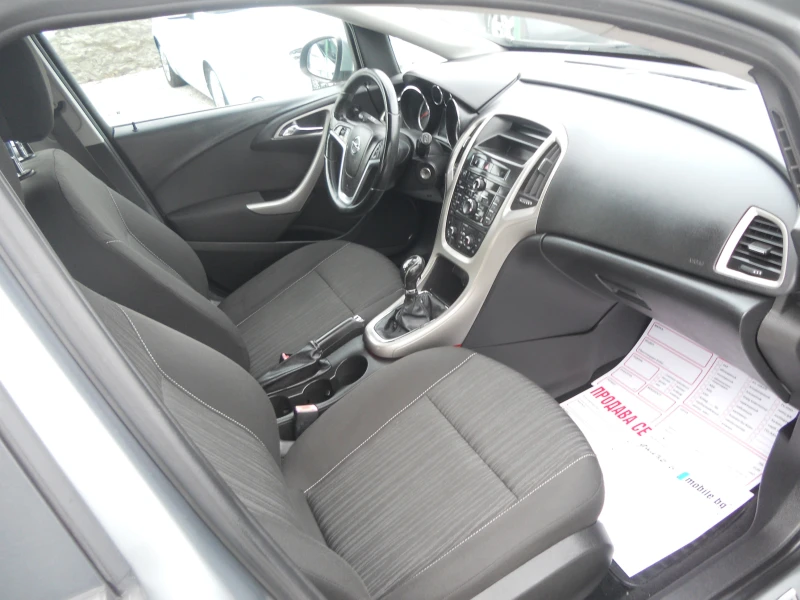 Opel Astra 1.3CDTI Лизинг!!!  Сервизна история!, снимка 11 - Автомобили и джипове - 50268045