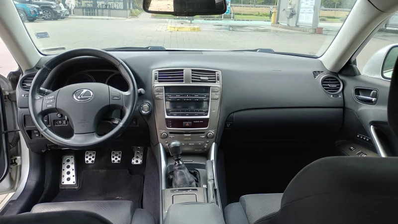 Lexus IS 250, снимка 10 - Автомобили и джипове - 52054463