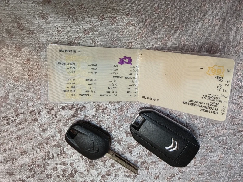 Citroen C4 Cactus, снимка 10 - Автомобили и джипове - 52262577