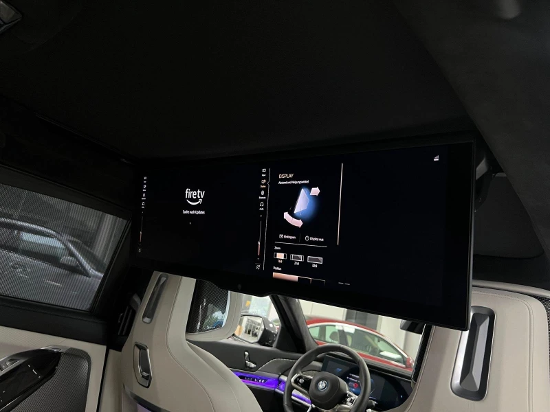 BMW i7 XDRIVE60 CARBON B&W 360 HEAD UP T-SCREEN EXECUTIVE, снимка 14 - Автомобили и джипове - 52324848