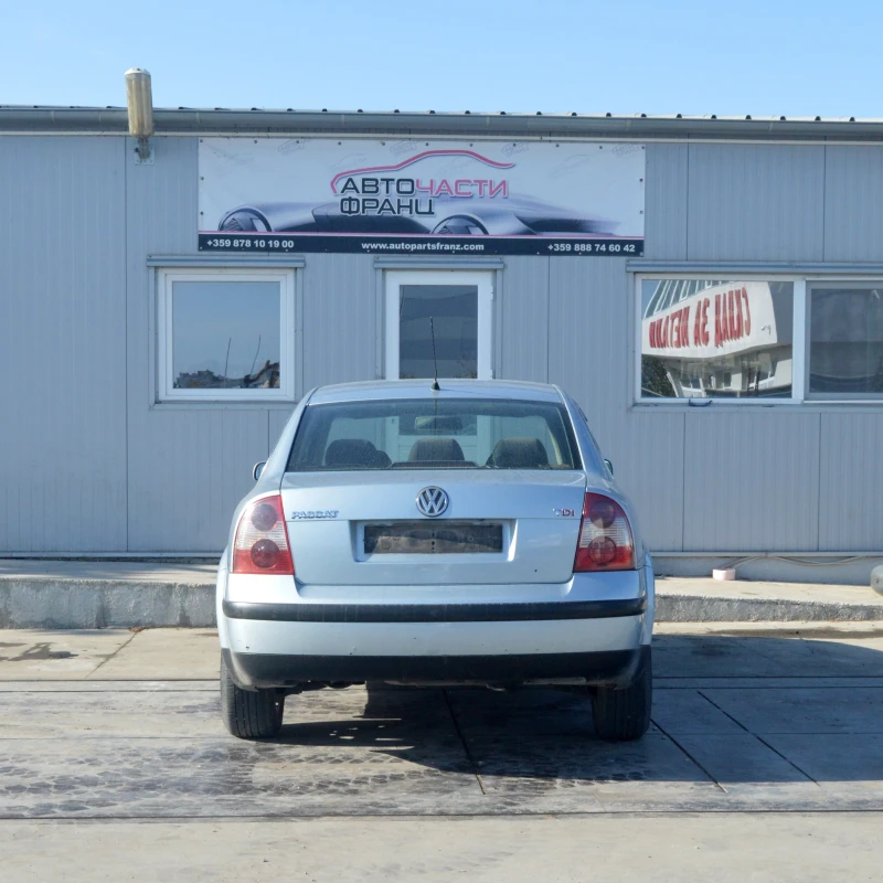 VW Passat, снимка 4 - Автомобили и джипове - 52328534
