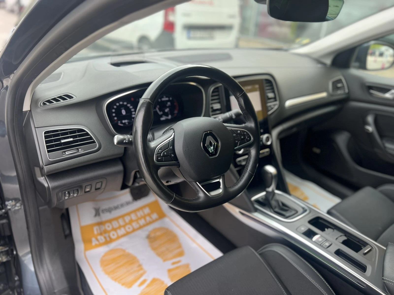 Renault Megane Grandtour 1.5 dCi / 115 к.с. / EDC - изображение 10