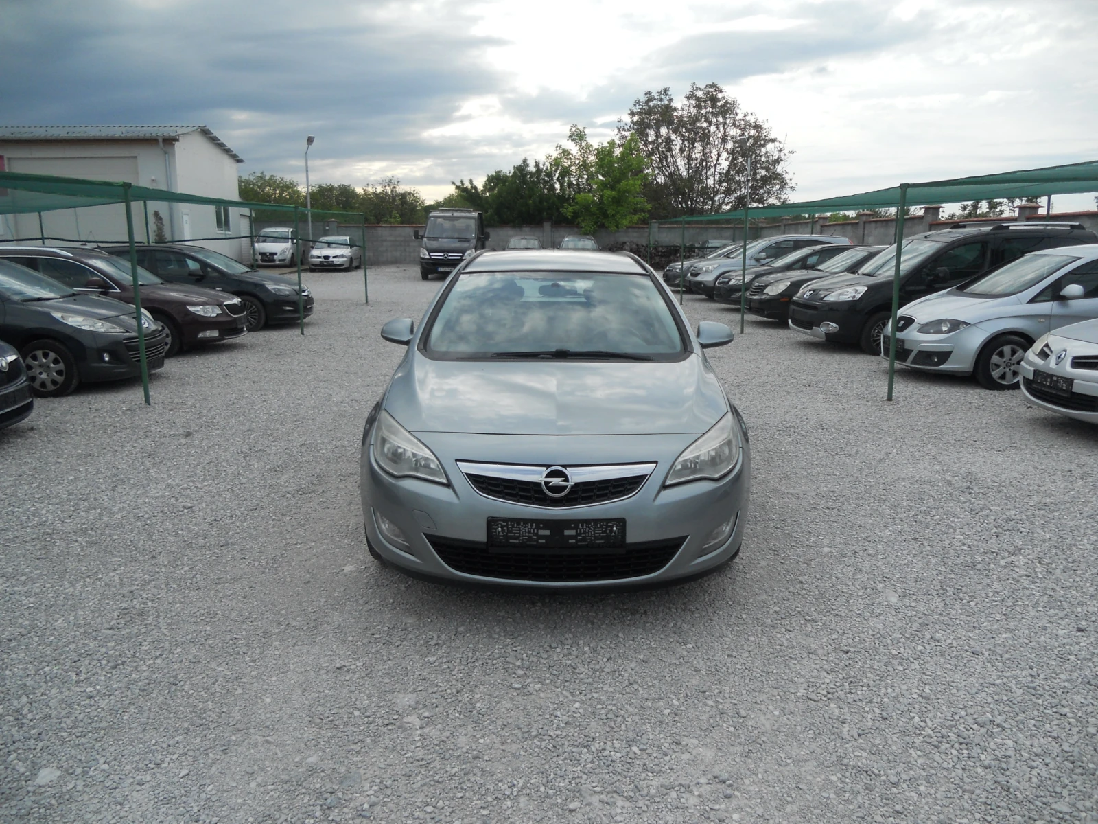 Opel Astra 1.3CDTI Лизинг!!!  Сервизна история! - изображение 2