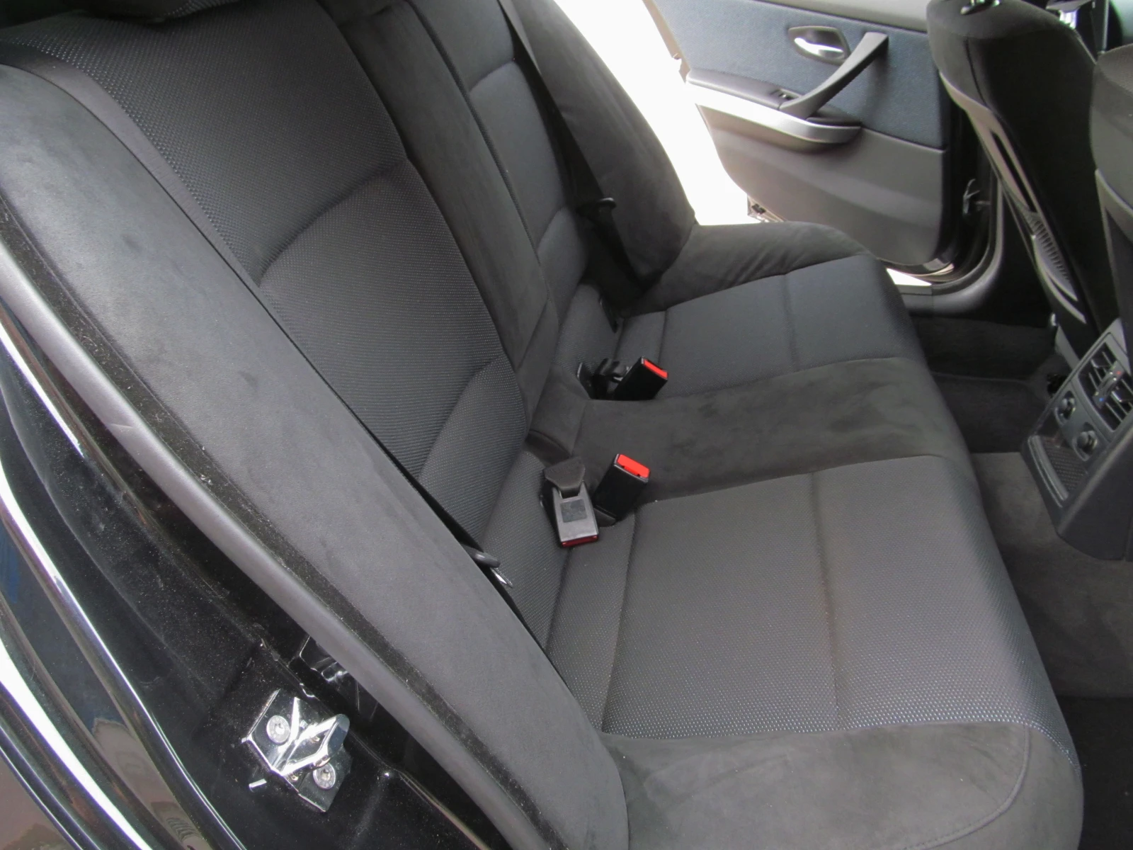 BMW 320 2.0D/M-PACKET - изображение 10