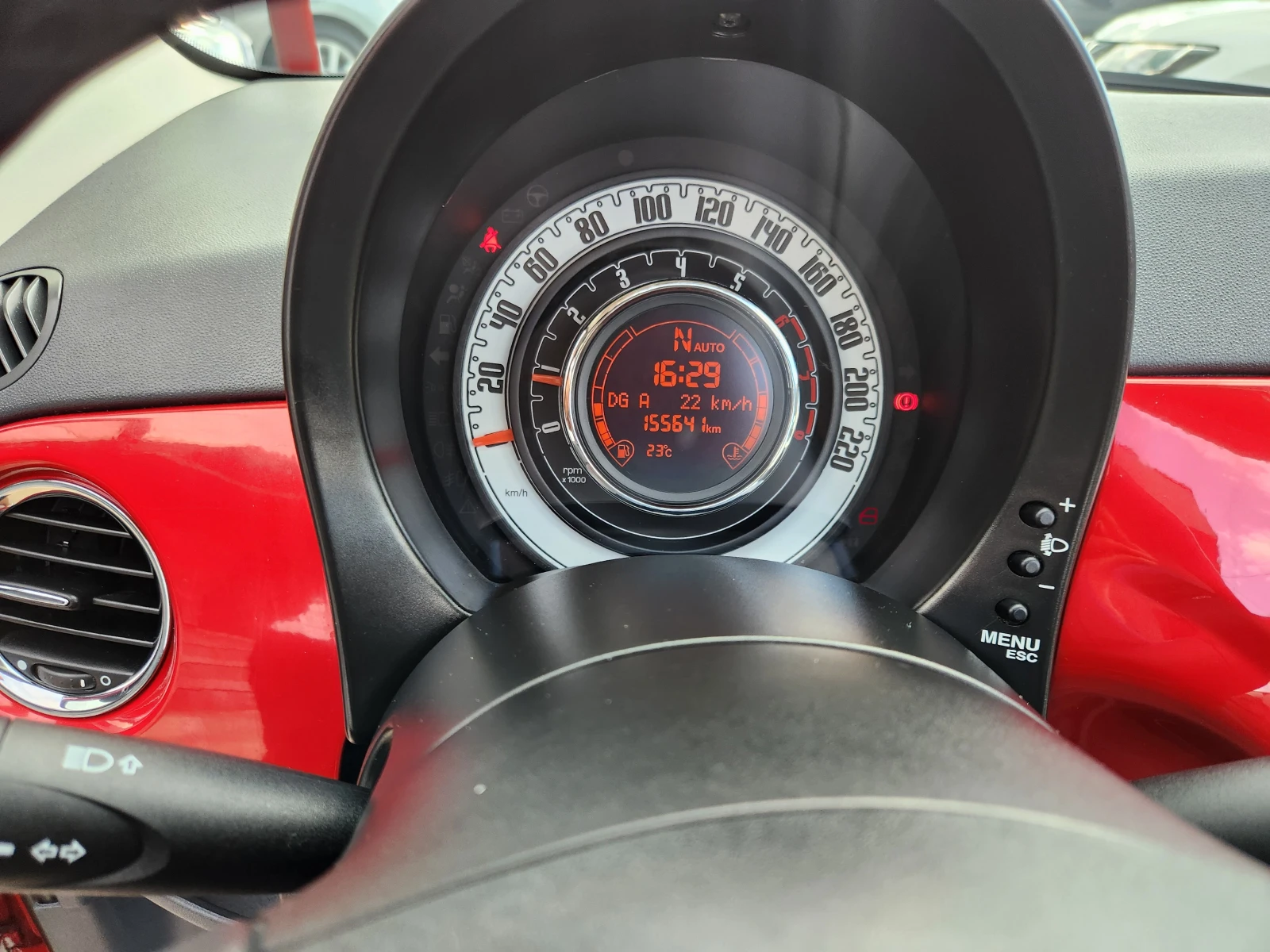 Fiat 500 1.4i- 100к.с- EURO 5b -КЛИМАТРОНИК- ШВЕЙЦАРИЯ - изображение 10