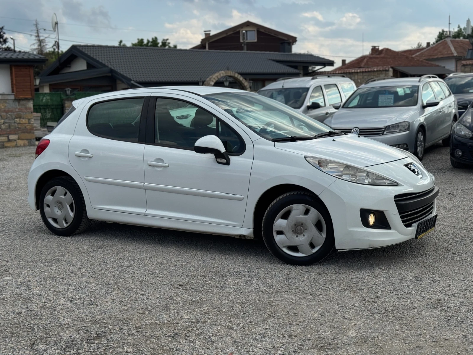 Peugeot 207 1.6HDI 90кс КЛИМАТИК FaceLift  - изображение 7