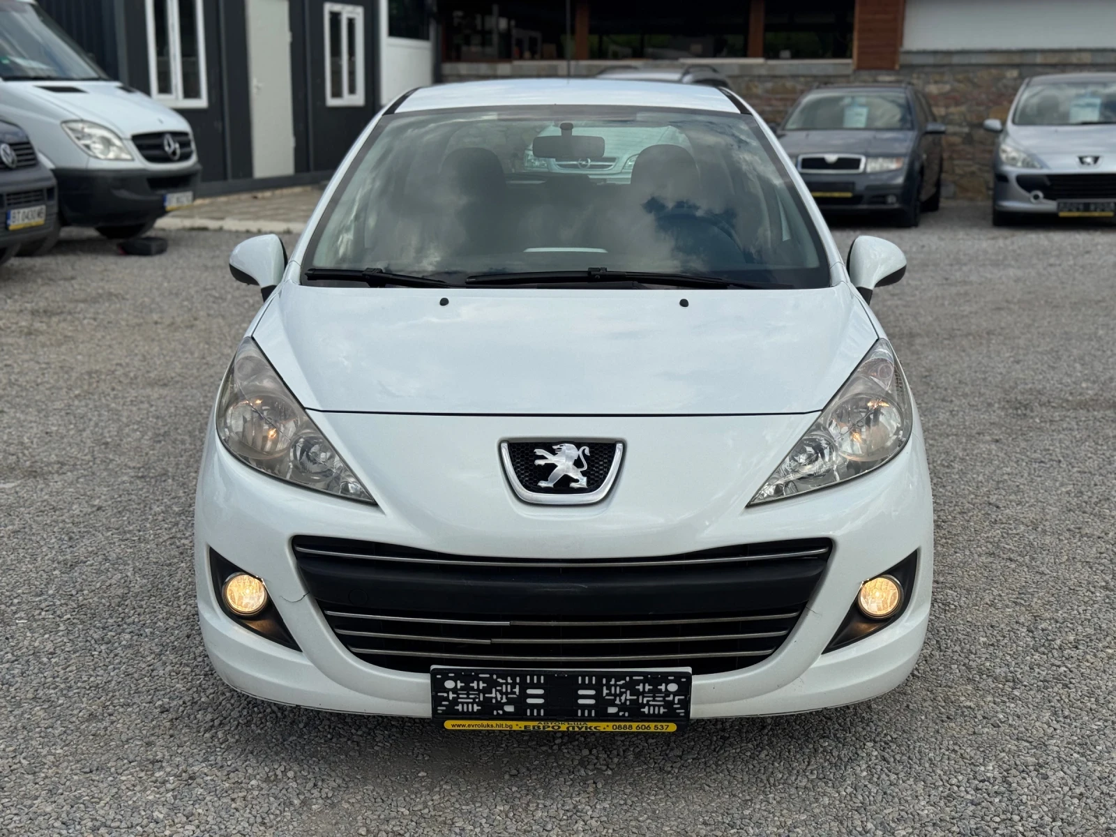 Peugeot 207 1.6HDI 90кс КЛИМАТИК FaceLift  - изображение 2