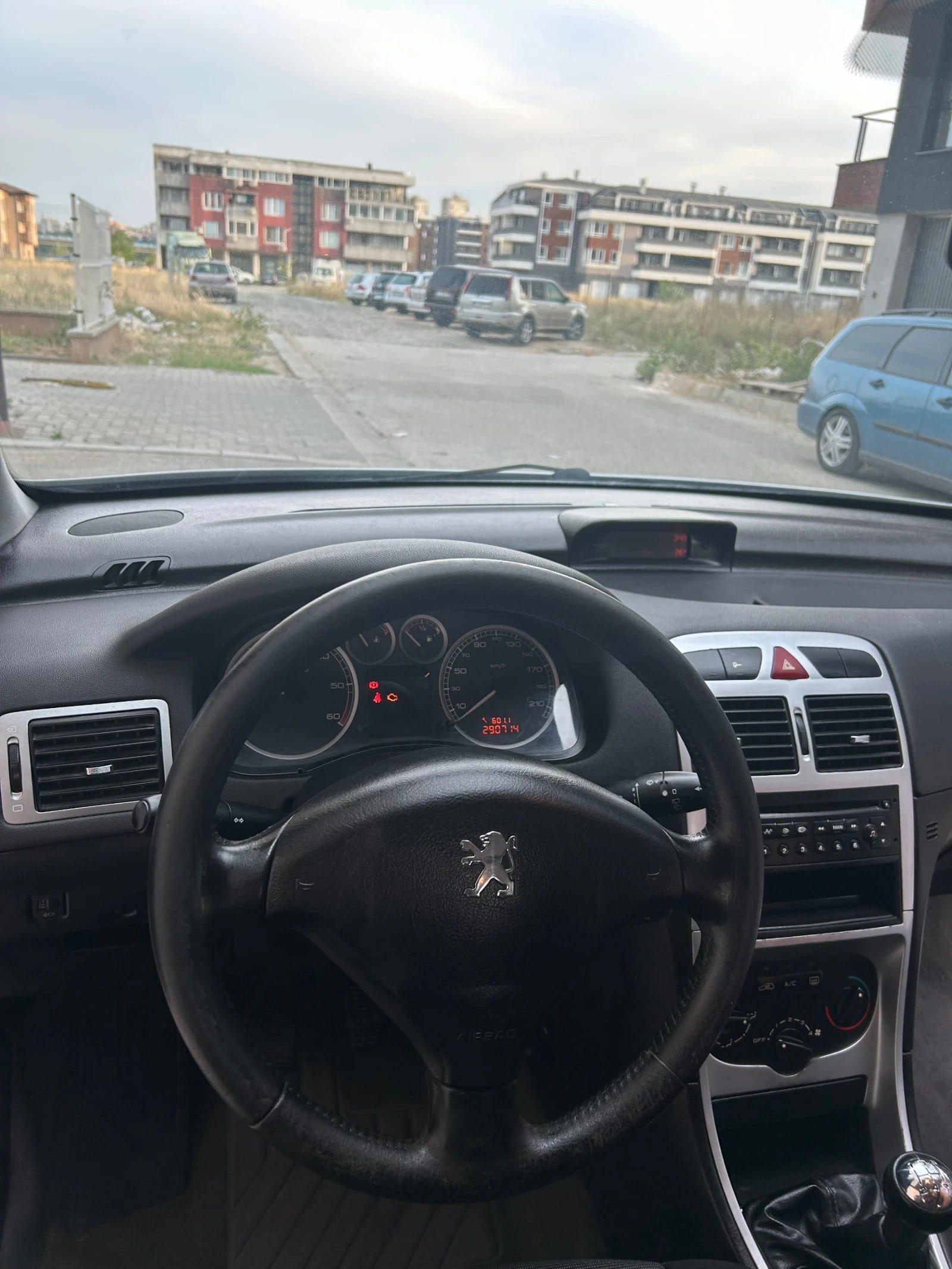 Peugeot 307 SW 2.0 hdi - изображение 4