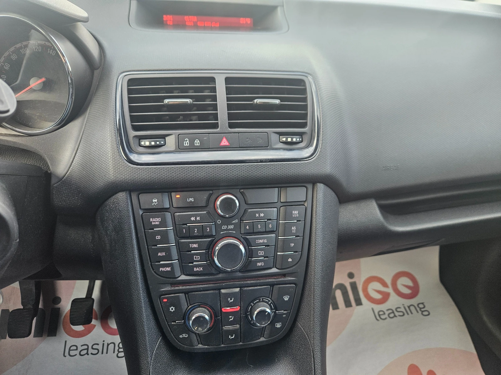 Opel Meriva 1.4T GAZ-EVRO 5B - изображение 10