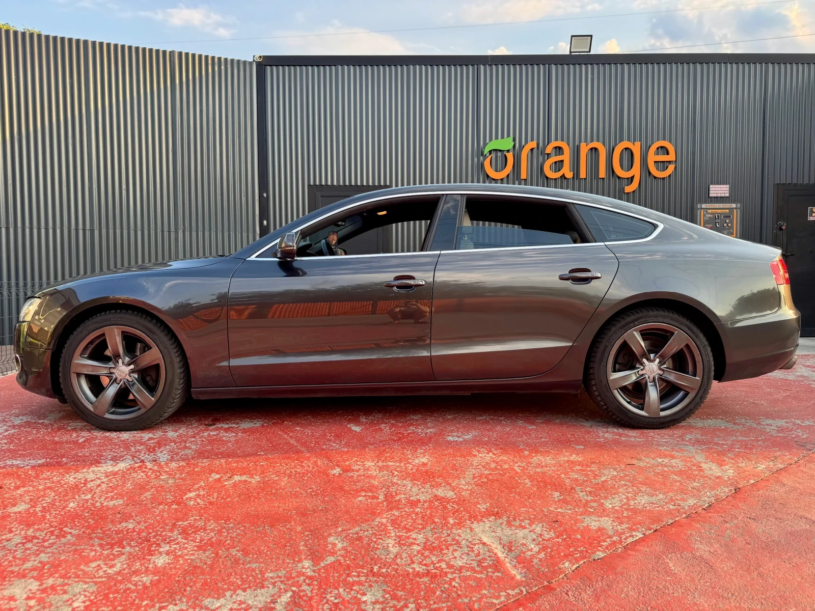 Audi A5 SPORTBACK 2.0 TFSI QUATTRO Ambition Luxe ПЕРФЕКТНА - изображение 4