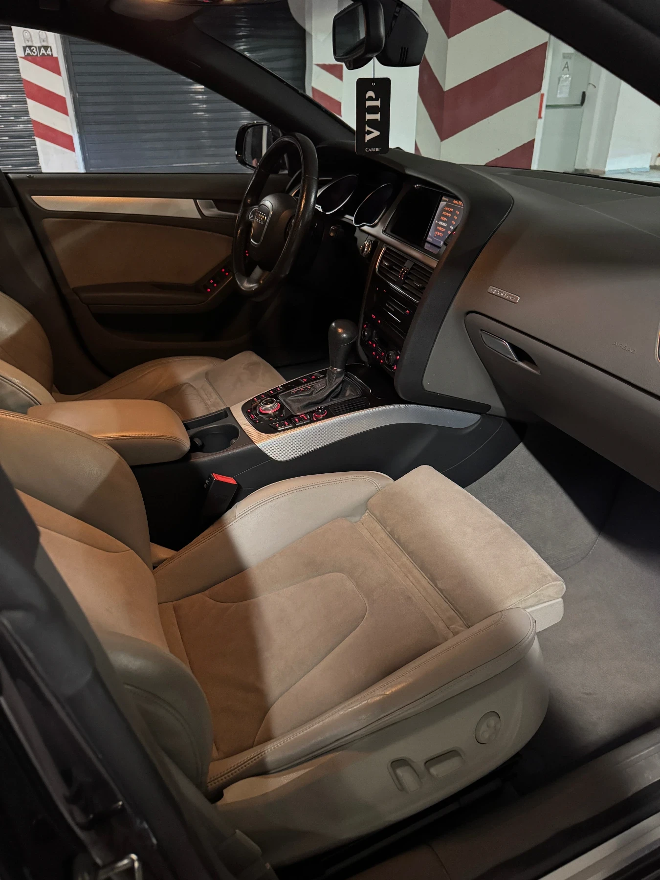 Audi A5 SPORTBACK 2.0 TFSI QUATTRO Ambition Luxe, снимка 6 - Автомобили и джипове - 53019564