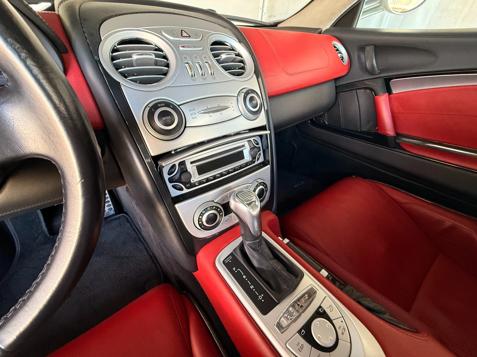 Mercedes-Benz SLR McLaren   - изображение 9
