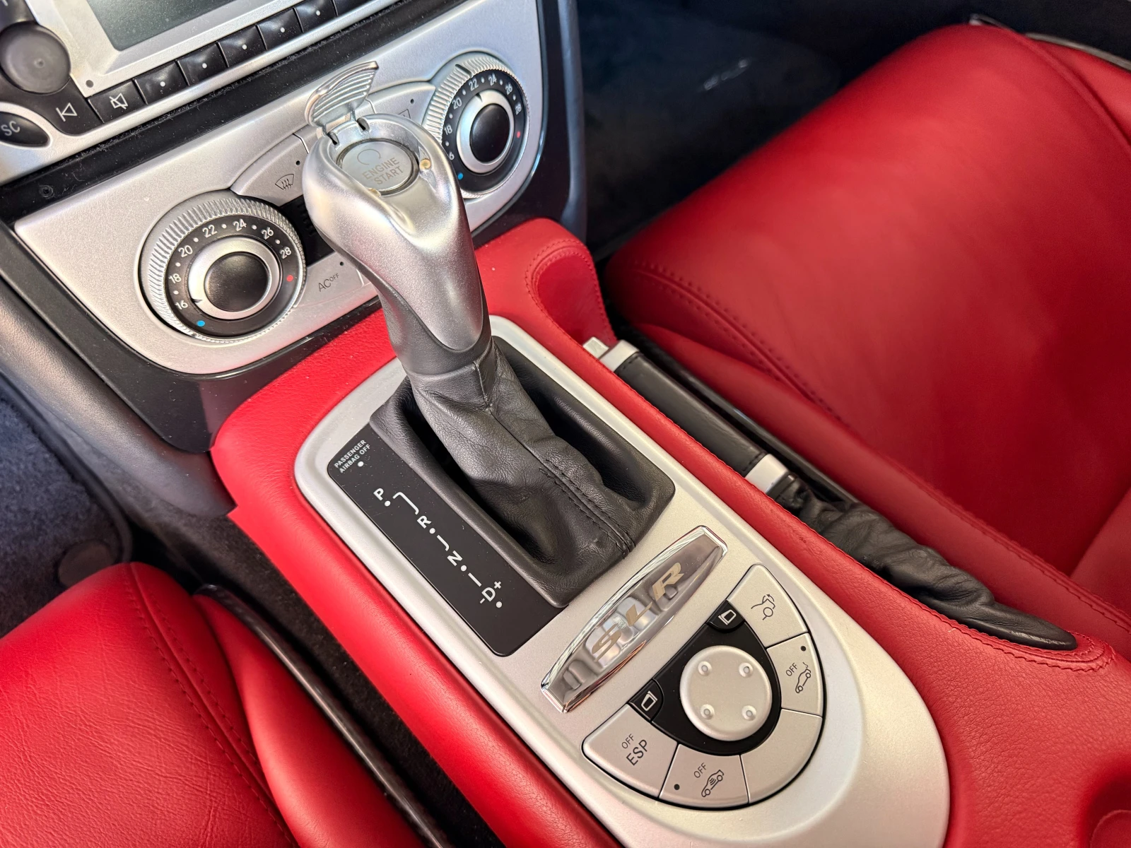 Mercedes-Benz SLR McLaren   - изображение 10