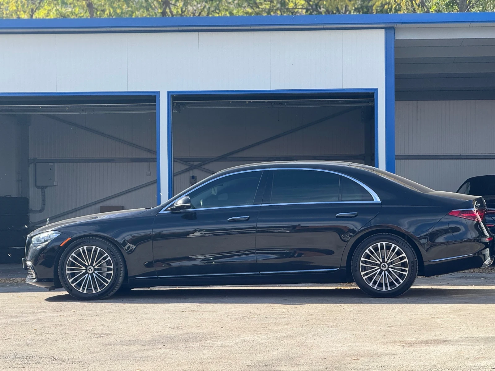Mercedes-Benz S 580 W223 LONG HYBRID FULL OPTIONAL 4MATIC - изображение 8