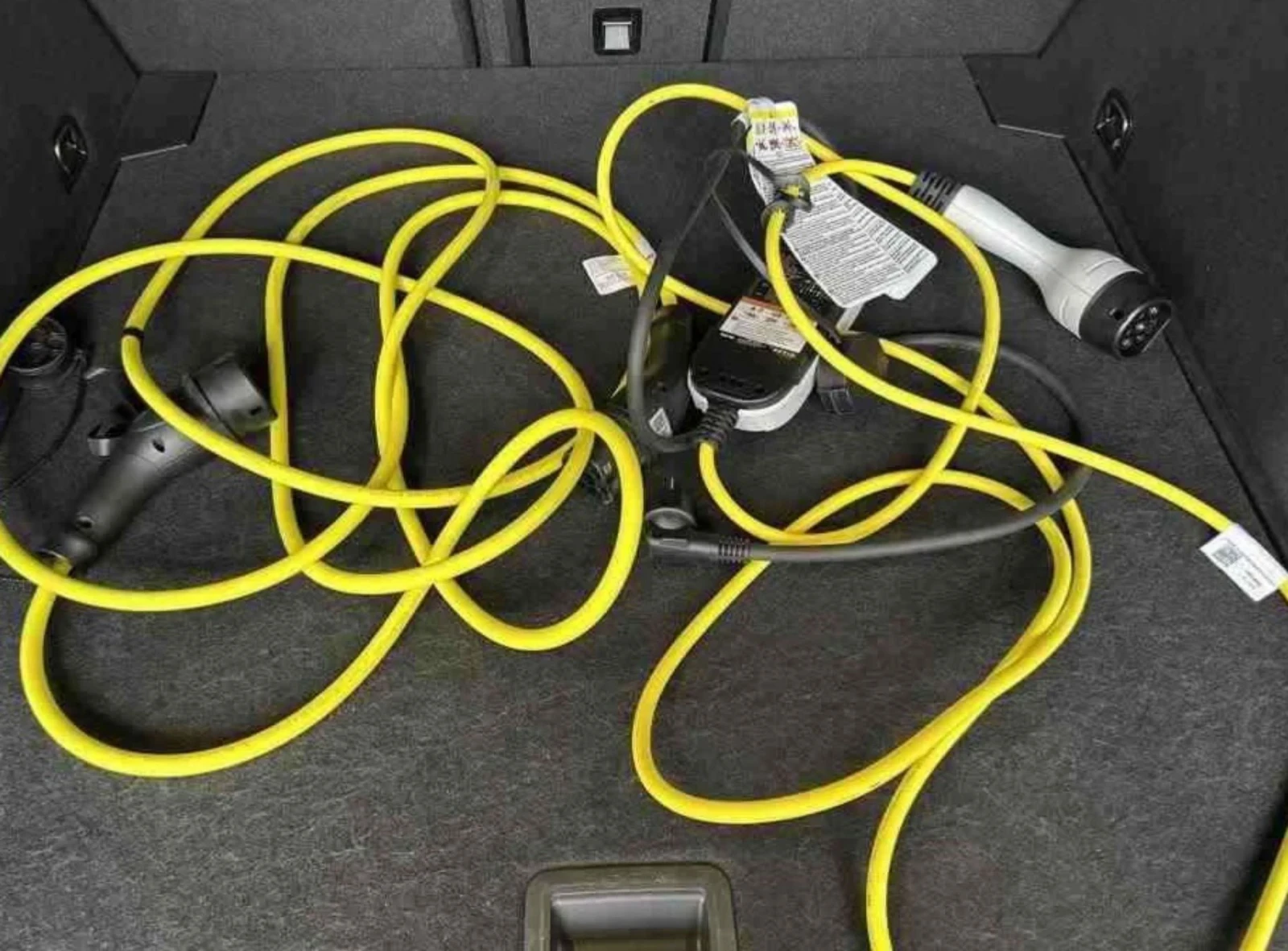 VW ID.7   Pro 82 KWh 210 KW.KAMERA.LED.NAVI.PANORAMA - изображение 9