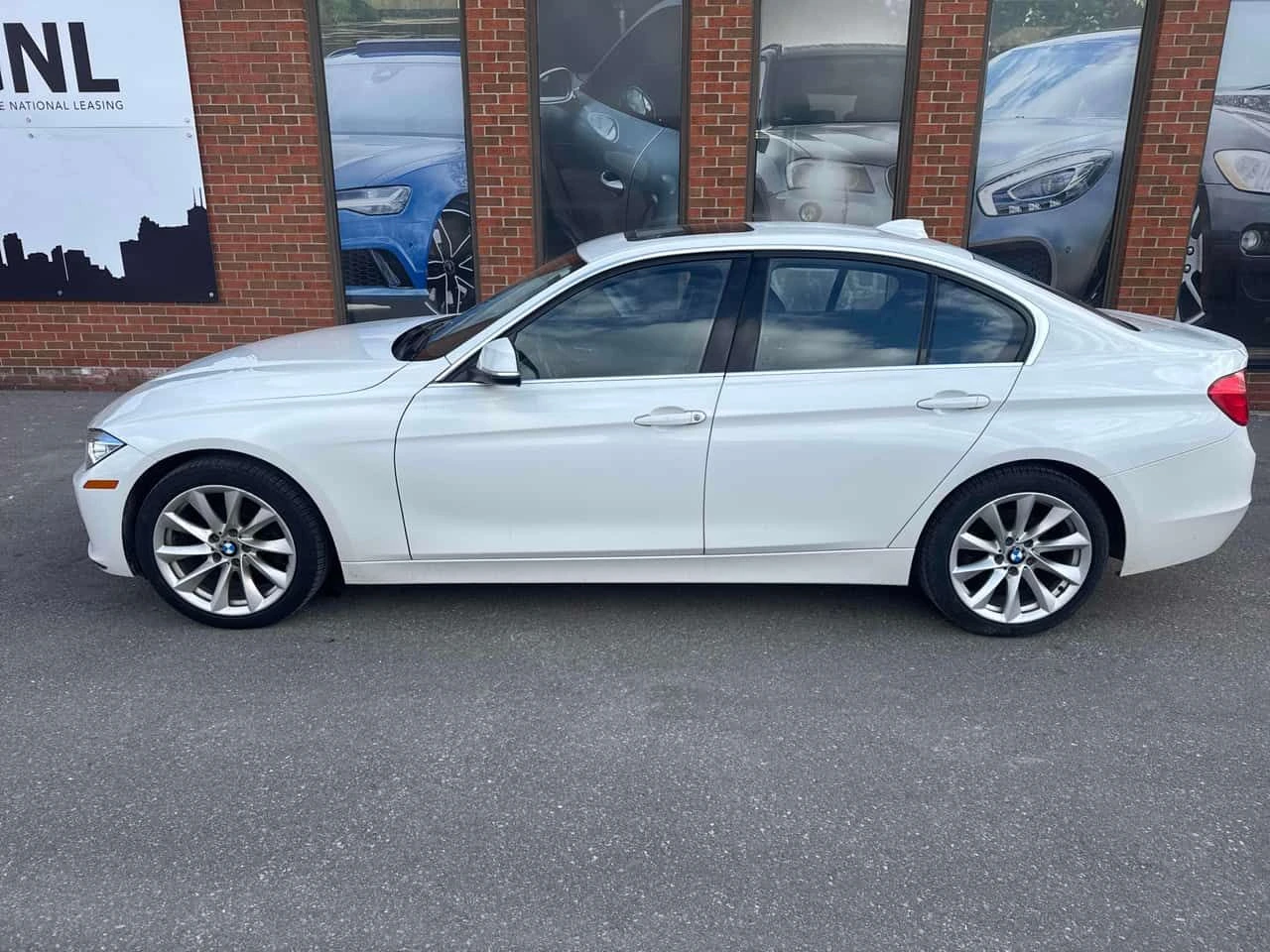 BMW 328 * 328d xDrive * CARFAX * ЦЕНА ДО БГ, снимка 2 - Автомобили и джипове - 53951883